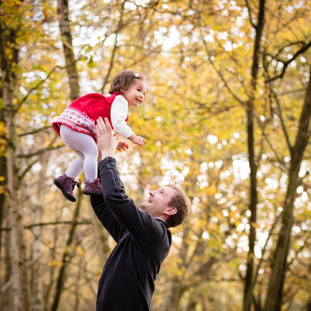 autumn-family-portrait-experience-hampshire